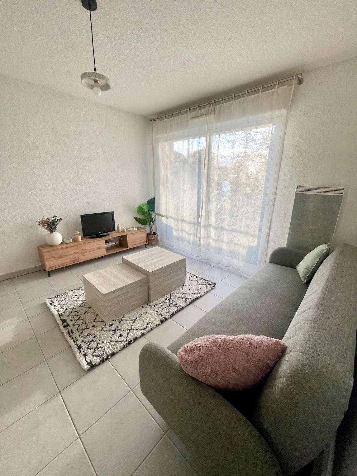 Appartement Cosy Avec Balcon Мон-де-Марсан Экстерьер фото